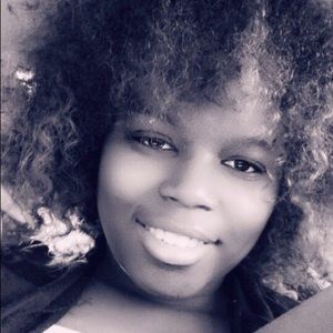 Meet your Posher, Jodi